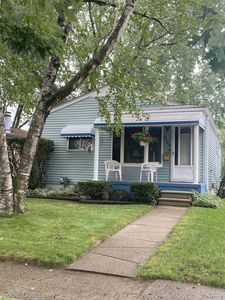 9115 Danzig St, Livonia, MI, 48150