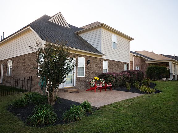 3rd image of 45 Pine Meadows Ln