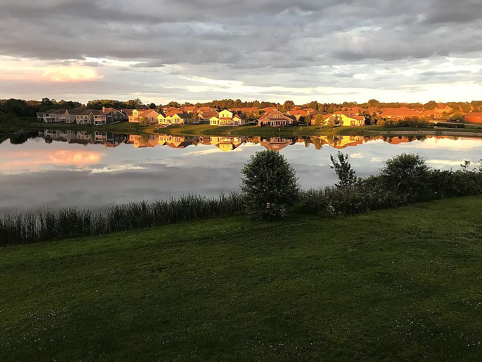 2nd image of 797 Lake Vista Dr