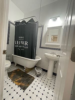 5th image of 616 W 138th St #5