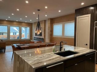 9313 Brindle Dr, Fort Worth, TX 76118