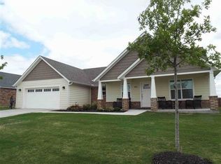 1802 Red Oak Dr, Ardmore, OK 73401