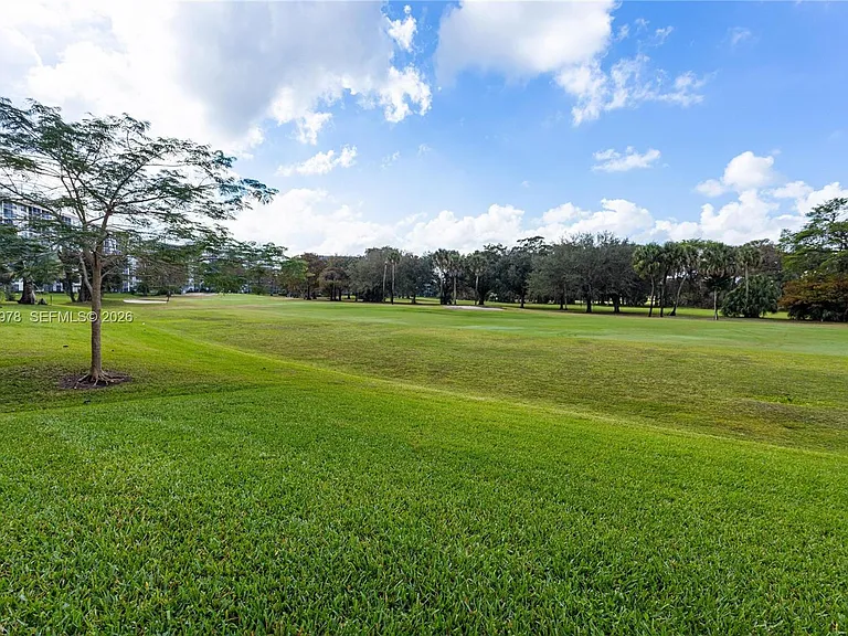 4030 W Palm Aire Dr #407 — Photo 15