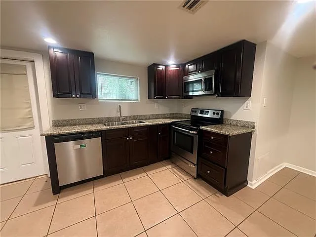 4121 Elba St #B — Photo 6