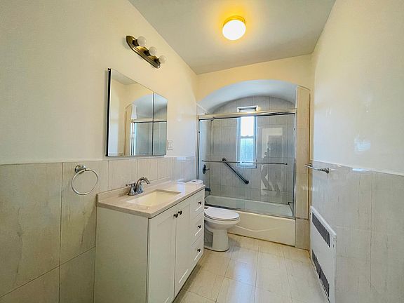 4th image of 6372 78th St #201