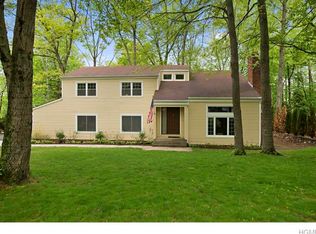 130 Timberlane Ct, Yorktown Heights, NY 10598
