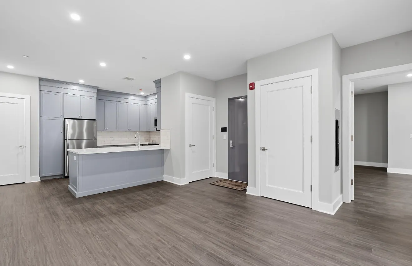 2 bed, 2300 sqft, $3,200 — Photo 3