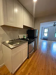 Rented by Safdie Realty Group