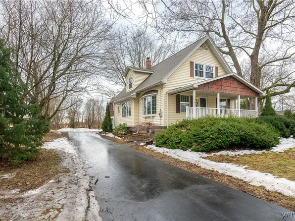 3600 Upper Mountain Rd, Sanborn, NY 14132