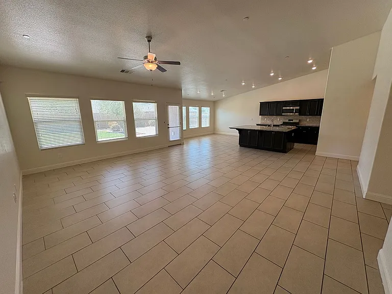 3227 Ferro Ct — Photo 28