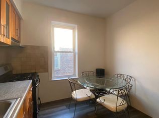 10-35 115th St #3F, College Pt, NY 11356