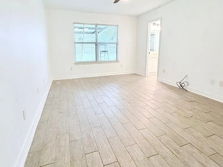 21604 Horseshoe Dr — Photo 9