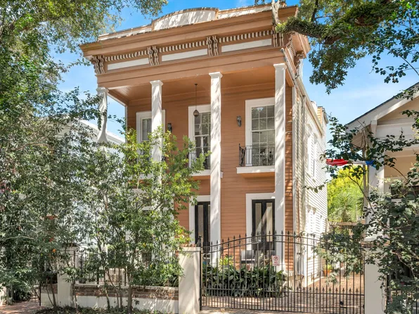 925 Washington Ave #B, New Orleans, LA 70130