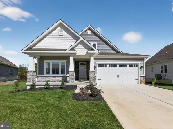 142 Eisenhower Dr, Woolwich Township, NJ 08085