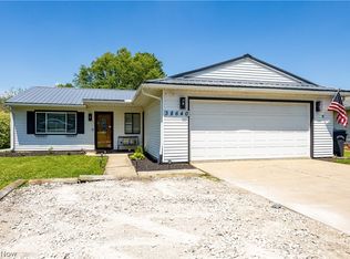 38640 Chestnut Ridge Rd, Elyria, OH 44035
