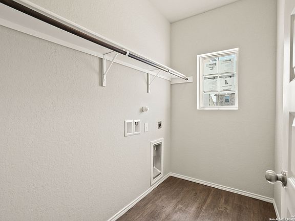 3rd image of 2415 Dry Moss Way