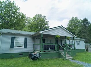 3195 Osborne Mountain Rd, Raven, VA 24639