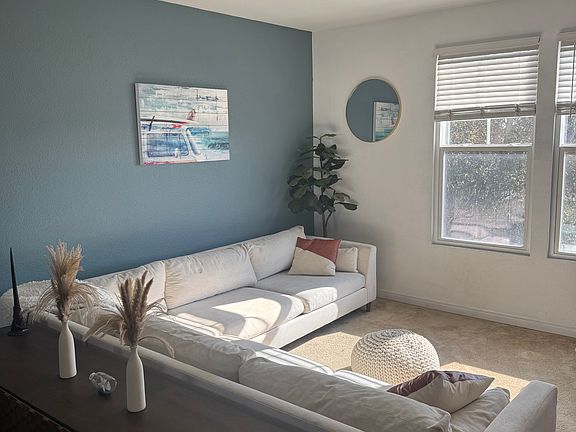 3rd image of 815 Harbor Cliff Way Unit 245