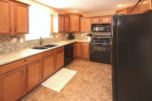 4th image of 25920 Running Creek Dr
