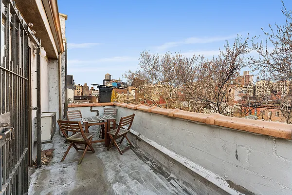 Rented by Corcoran | media 6