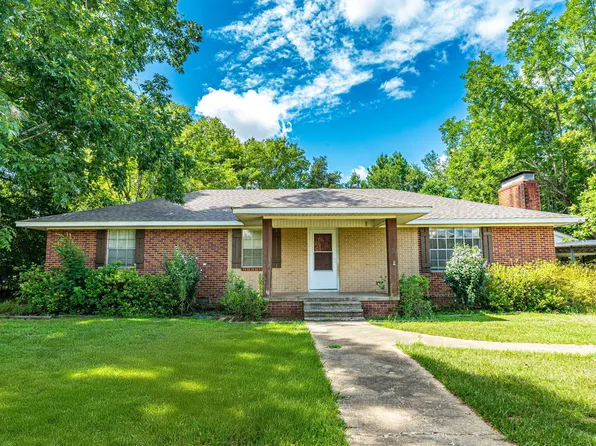 11 Triggs Ln, Hattiesburg, MS 39401