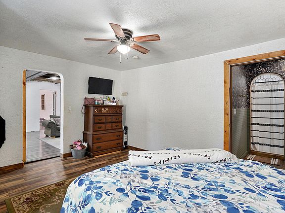 2nd image of 275 Rhea Street