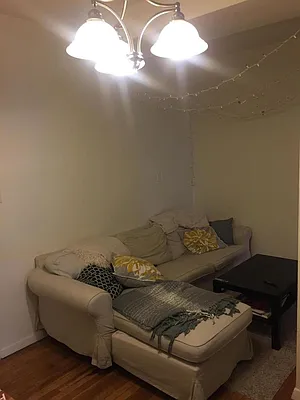 Rented by Compass | media 10