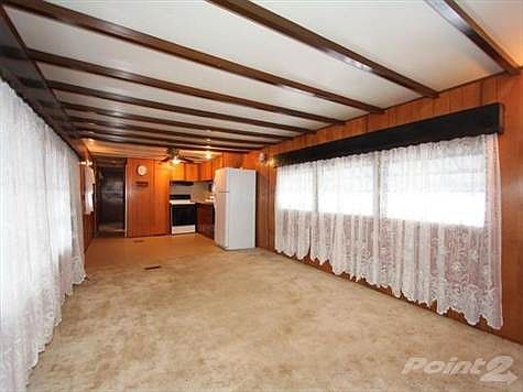 Open floorplan makes living so convenient!