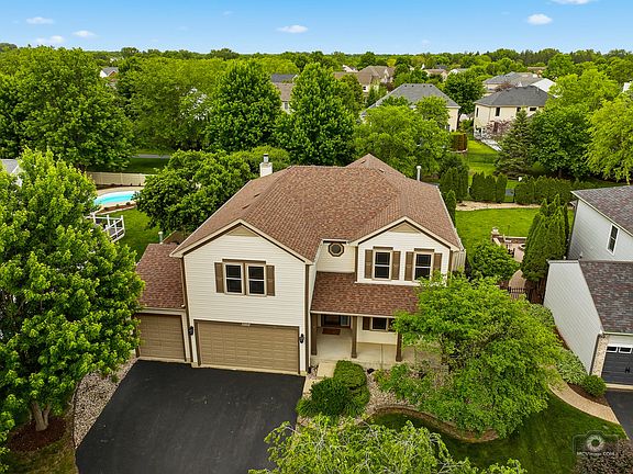 2nd image of 1000 Butterfield Cir E