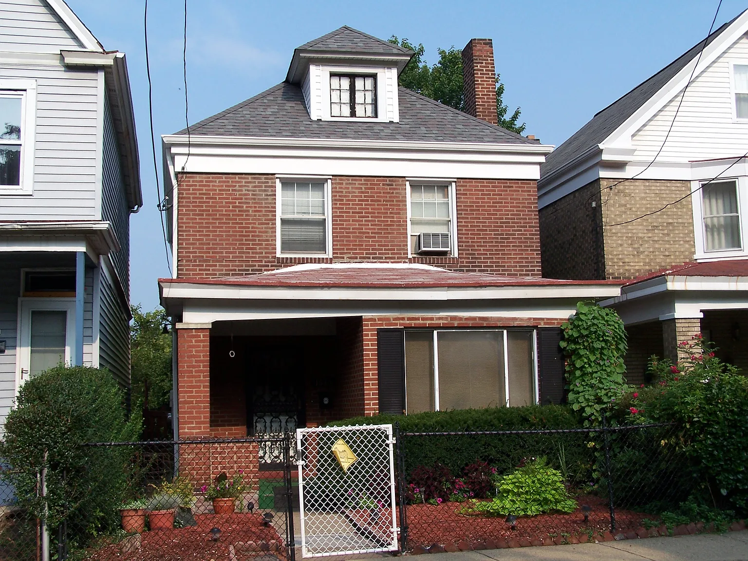 1635 Westmoreland Ave photo 1