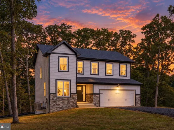 18 Tara Ln, Stafford, VA 22554