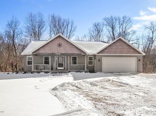 9150 S Cedar Dr, Allendale, MI 49401