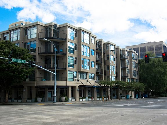 2nd image of 900 108th Ave NE APT 403