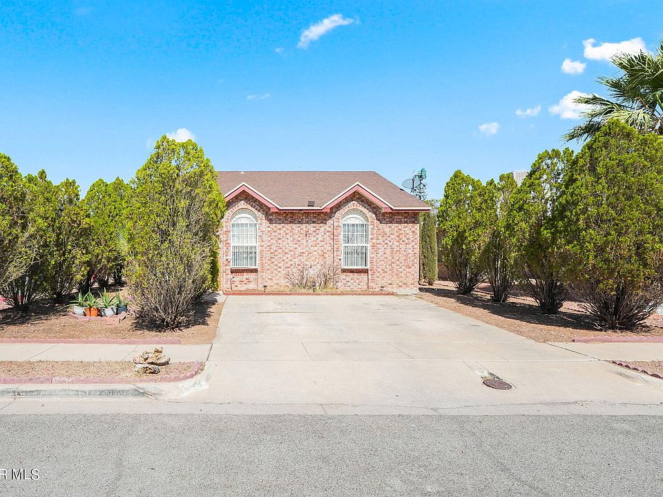 1st image of 11977 Willowmist Ave