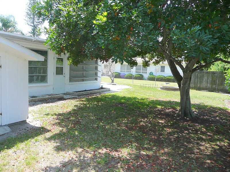 2nd image of 5334 Olive Ave