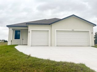 8020 Melody Cir N, Labelle, FL 33935