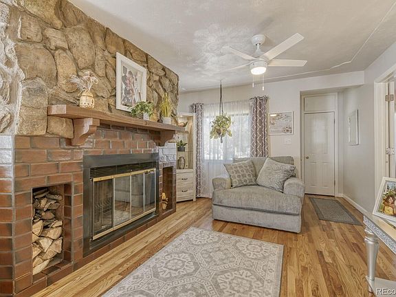 5th image of 250 N 10th Avenue