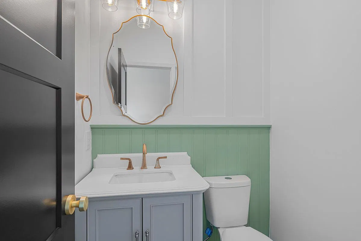 Studio, 1.0 bath, 957 sqft, $2,600 — Photo 2