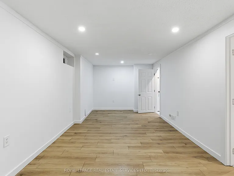 341 Rexford Dr — Photo 36