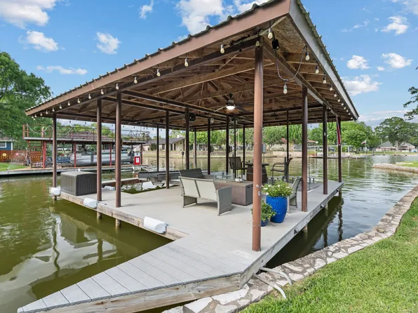 3319 Midway Ct, Granbury, TX 76049