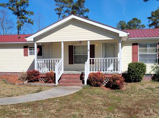 584 Koonce Fork Rd, Richlands, NC 28574