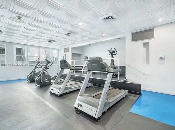 4th image of 1250 West Ave APT 12D