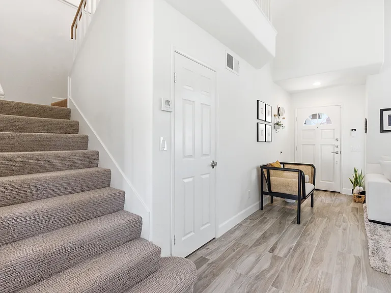 30072 Whitecap — Photo 21