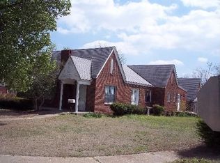 401 Country Club Dr, Holdenville, OK 74848