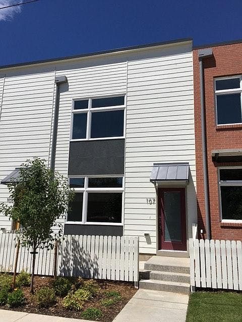 Front of unit