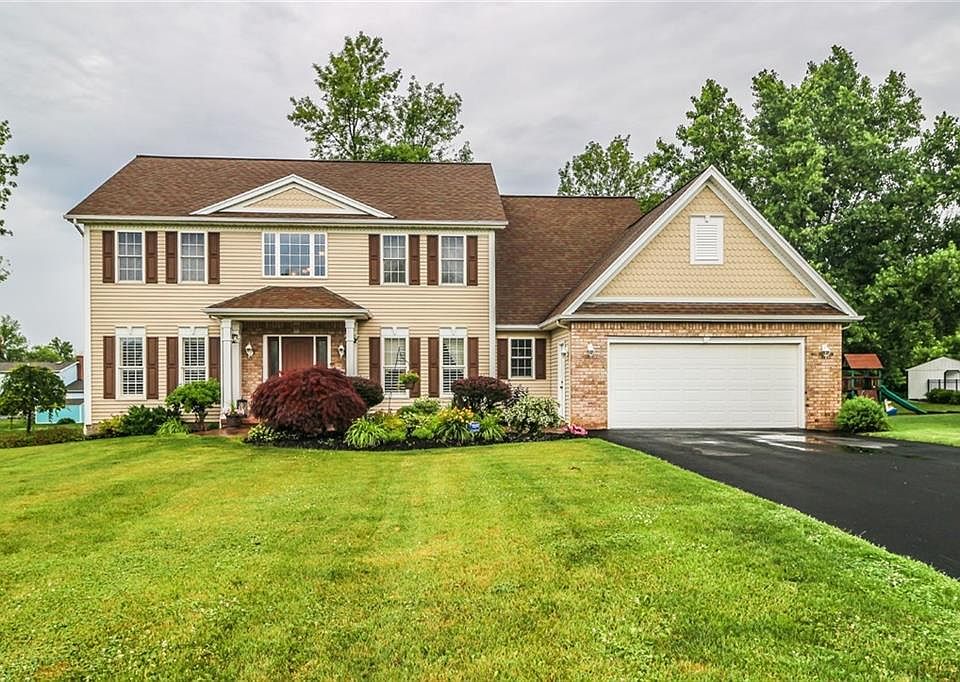 1st image of 55 Jewelberry Dr