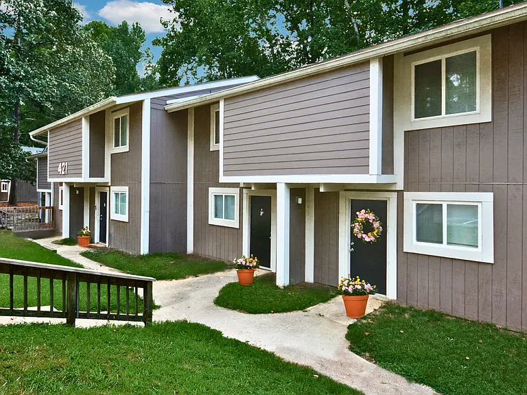 Keystone Apartments — Photo 39