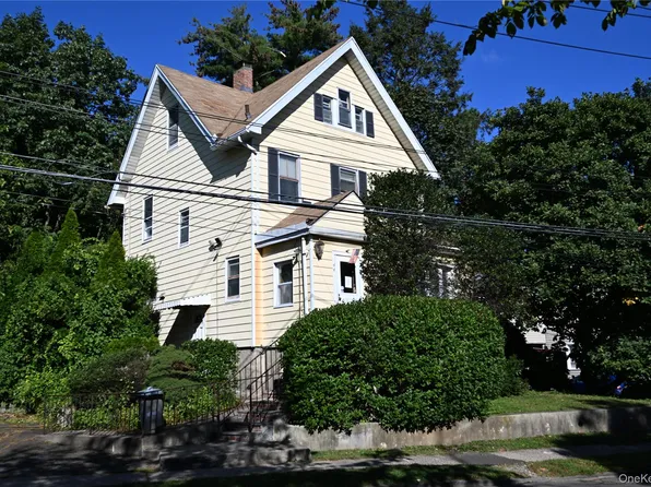 44 Rockdale Avenue, New Rochelle, NY 10801