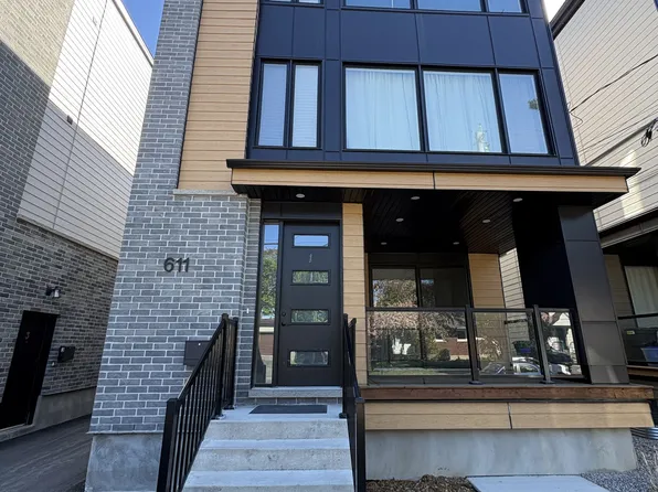 611 Parkview Rd, Ottawa, ON K1Z 6E6