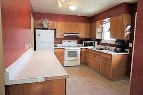 2nd image of 2220 Pueblo Dr